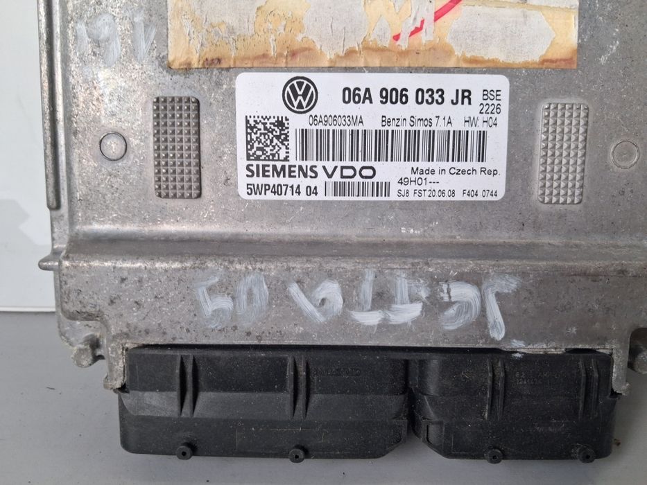Компютър двигател VW Golf 5 1.6i 102к.с.