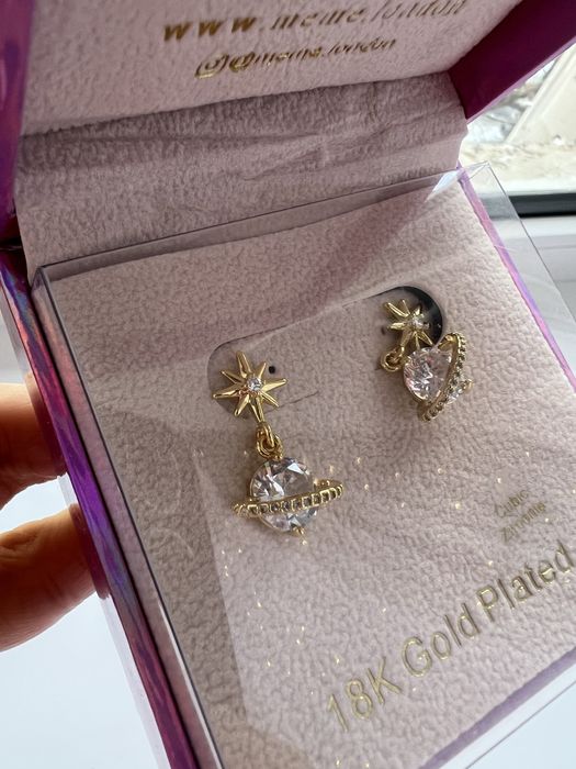 Продам серьги от MEME