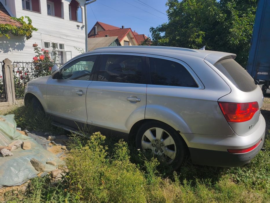 Audi Q7 3.0 Tdi vând