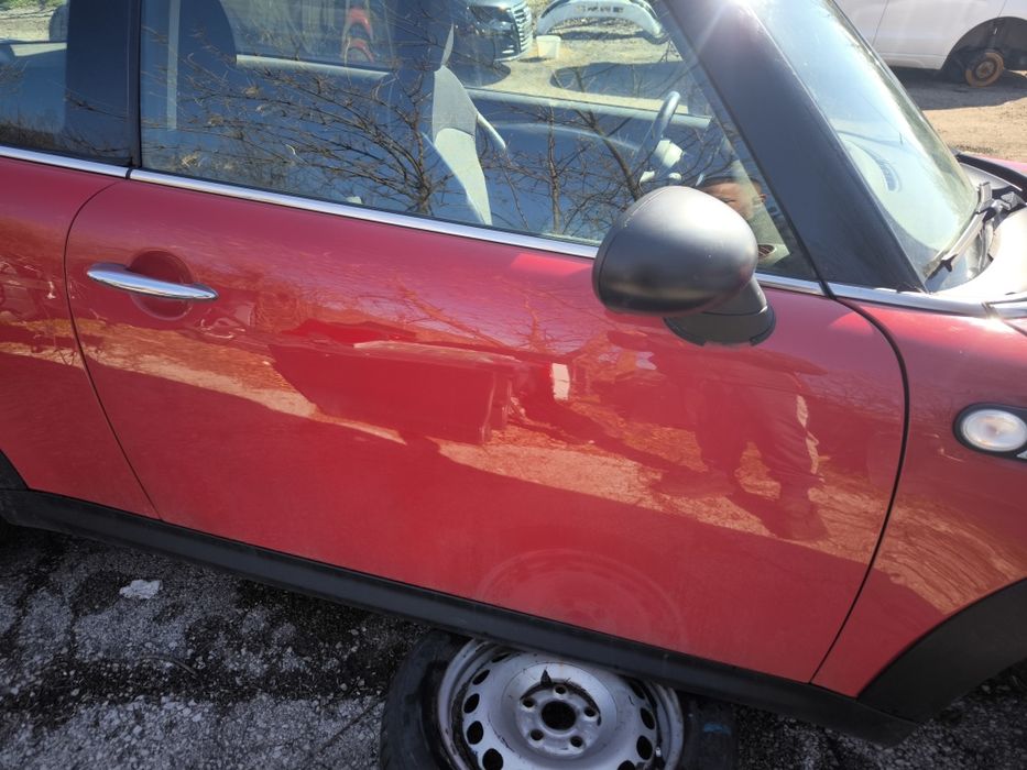 Предна дясна врата MINI R56
