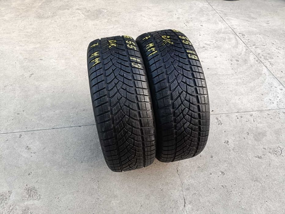 Set 4 anvelope iarna 255 55 19 goodyear ultragrip performance 7 mm