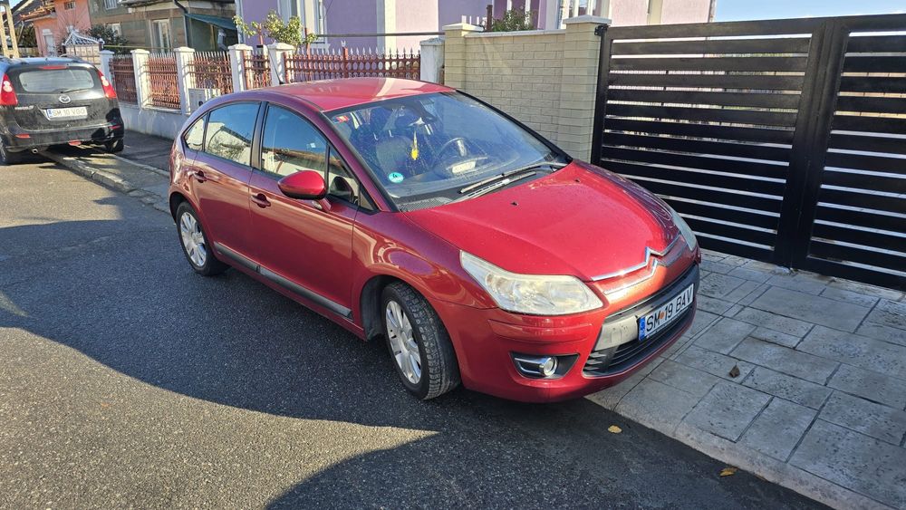 Se vinde Citroën C4 An 2010 mașina se umbla cu ia are240000km