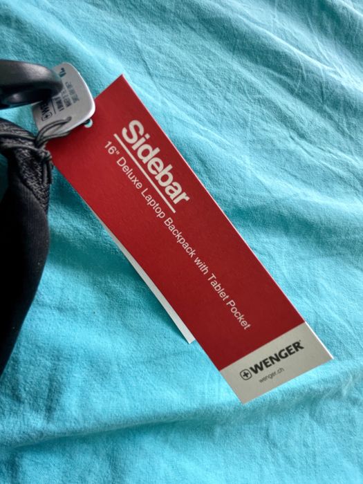 МНОГОФУНКЦИОНАЛНА Раница 26 литра - Wenger Sidebar Deluxe 16”