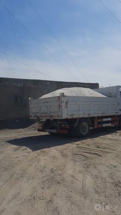 Сомасвал dongfeng сотилади. Юк машина 2020 йил 73 000 юрган.