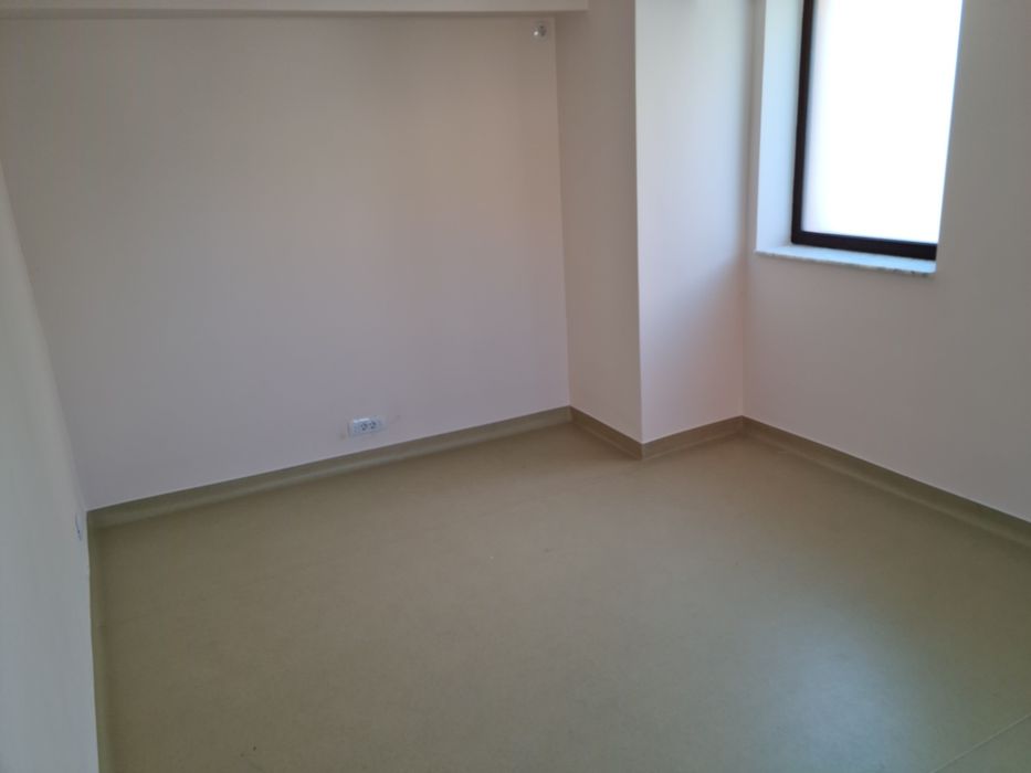 Spatiu comercial de inchiriat/ cabinete medicale