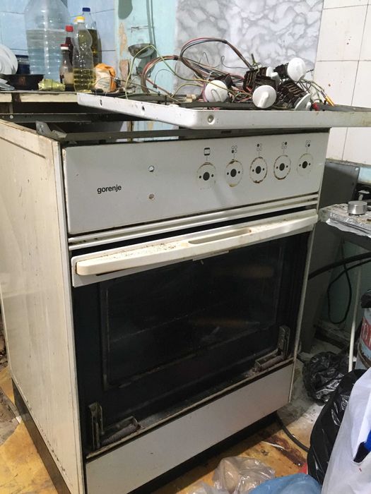 Плот с четири котлона от свободностояща печка Gorenie