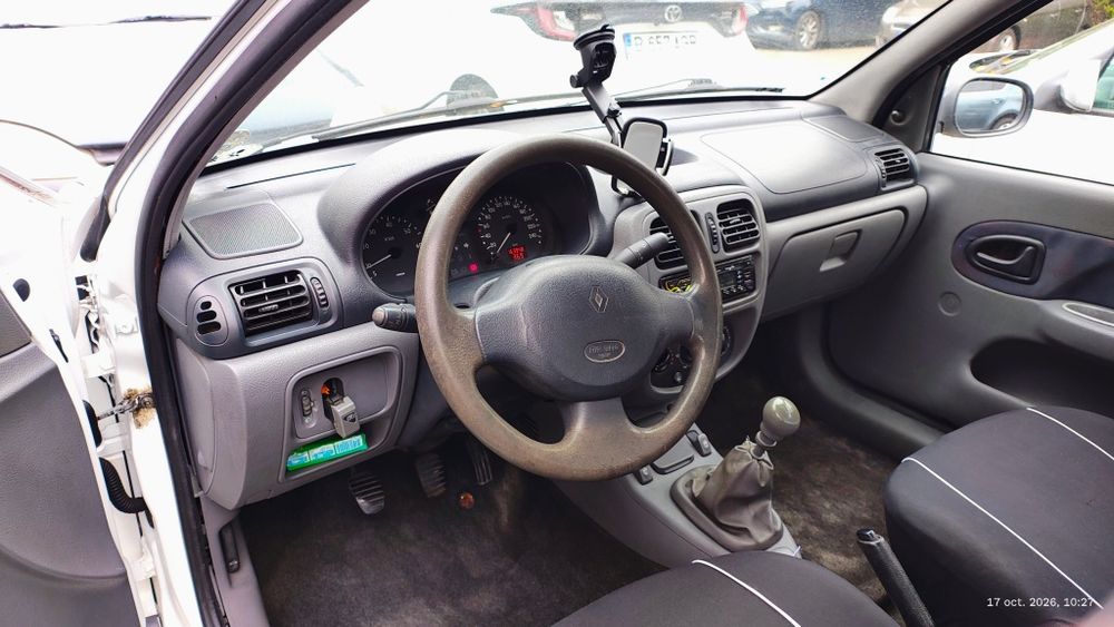 RENAULT 4 2001 — imagine 5