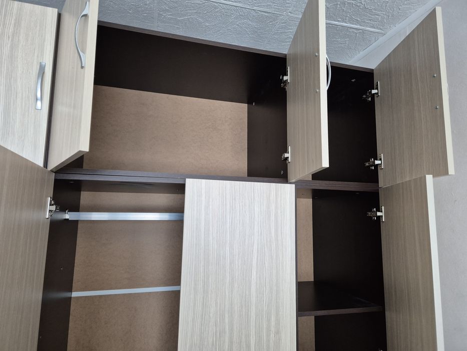 Гардероб  с надстройка и шкаф