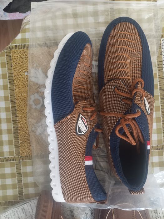 Мъжки и женски обувки - Туристически  , Всекидневни , Гуменка