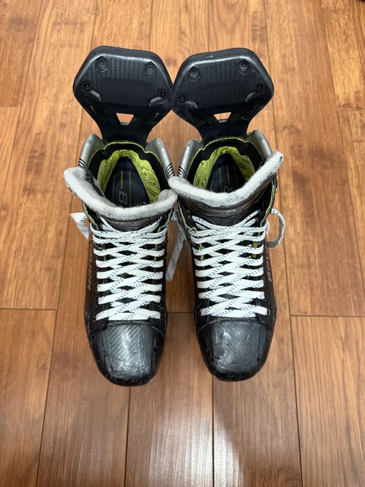 Коньки bauer б/у и локти ccm