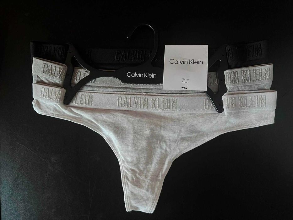 Chiloti de dama Calvin Klein, cu pretul pe ei , seturi 3 perechi