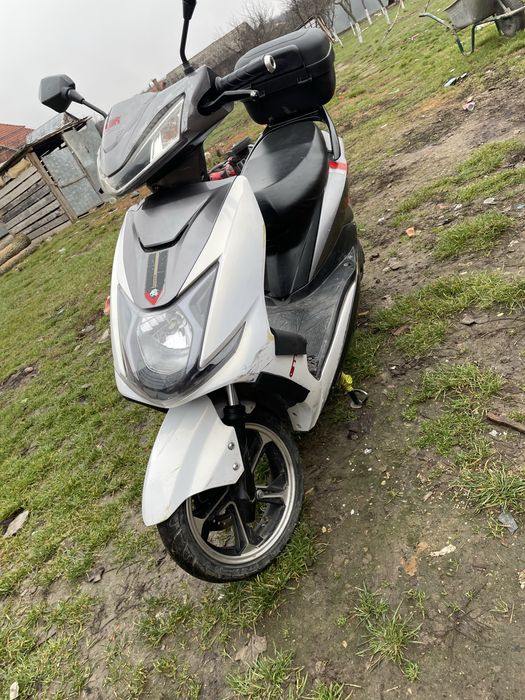 Vand scuter electric kuba