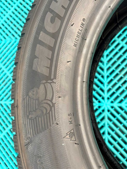 Set anvelope noi mixte All Season 205 60 R16 Michelin CrossClimate 96h dot septembrie 2022