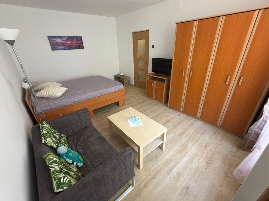Schimb Garsonieră la P/4 cu apartament in București +diferență