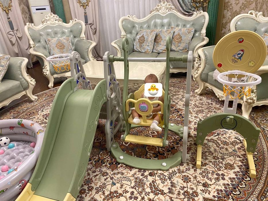 Доставка безплатная горка качела сухой бассен мячи 6в1