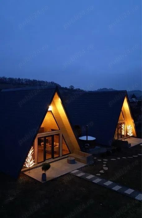 Complex turistic cabane – 27 locuri • piscină • teren 3.000 mp