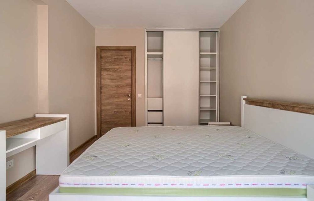 Продаваме Двустаен Апартамент В Банишора