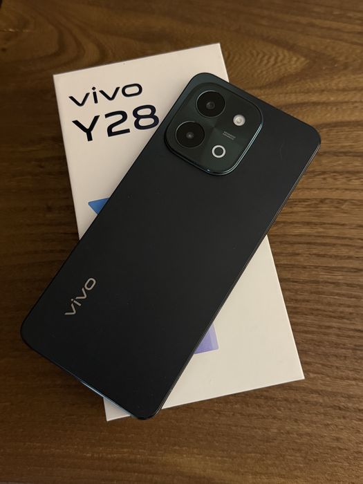 Продам телефон Vivo Y28