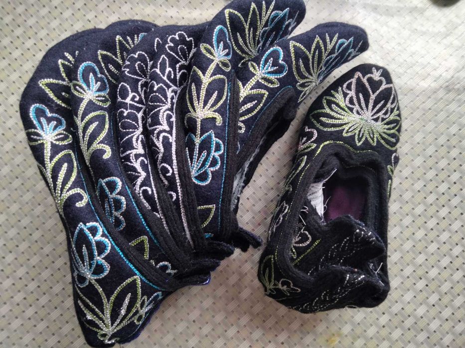 Родопски терлици и пантофи