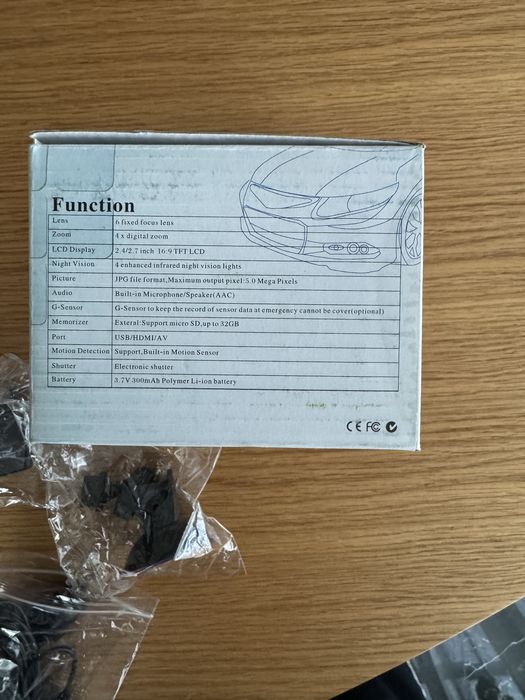 2 броя HDMI камкодери за кола - едната е нова, а другата е ползвана