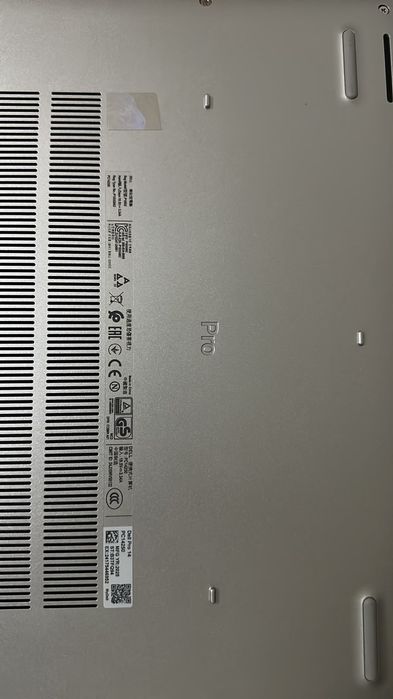 Ноутбук Dell Pro14 (463гБ)