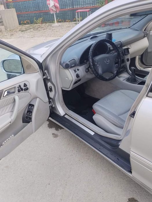 Mercedes c class 220 avantgarde