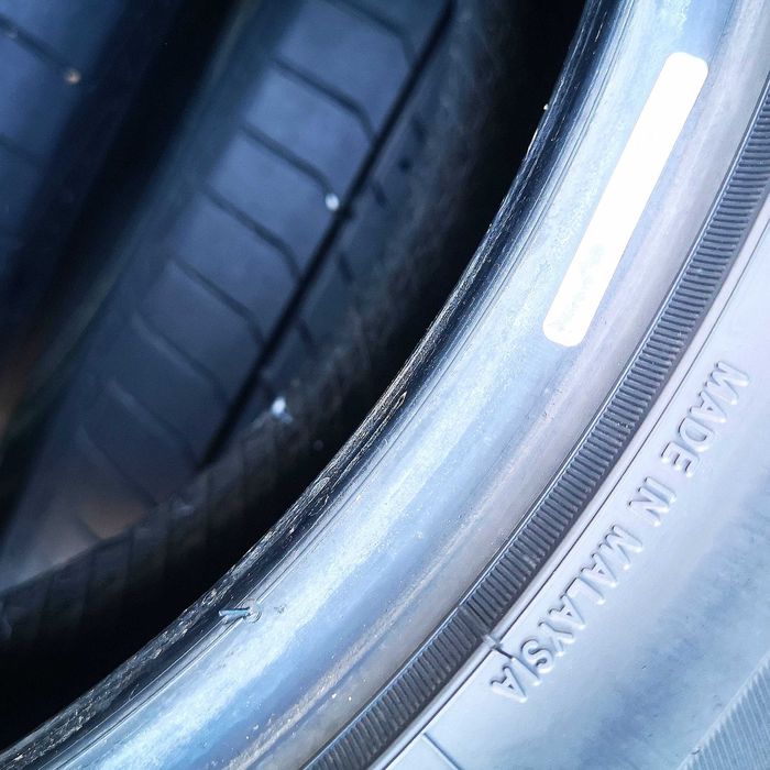 Продам шины TOYO 225/55/R17