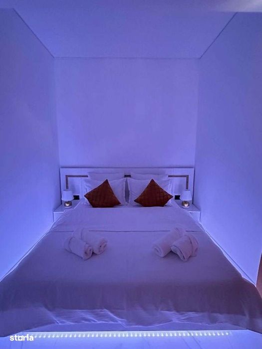 2 cam lux | zona cluburilor/opera| comis 0 |250m de plaja | investitie