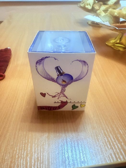 Духи сатылады фрнацузкий