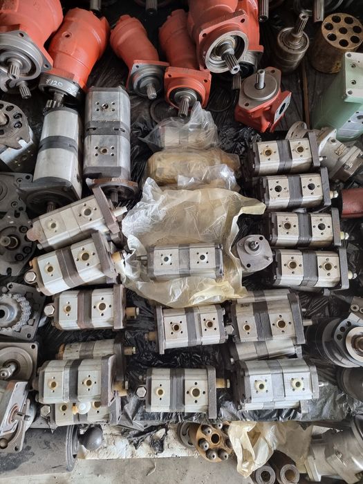 Pompe hidraulice duble cu roti dintate noi originale