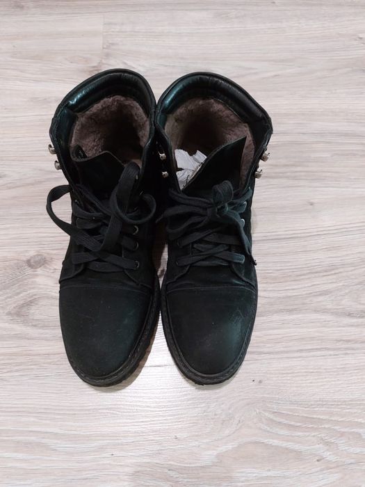 Продам женские сандали