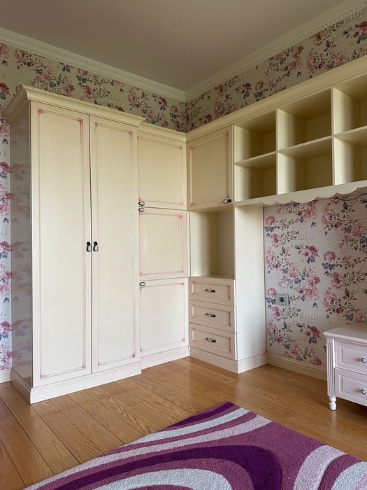 Продам встроеный детский гаарнитур для двух девочек, дерево, б/у