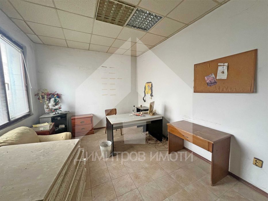 Продава се Магазин в Нови пазар - 37 кв.м за 676 €/кв.м - Снимка #6