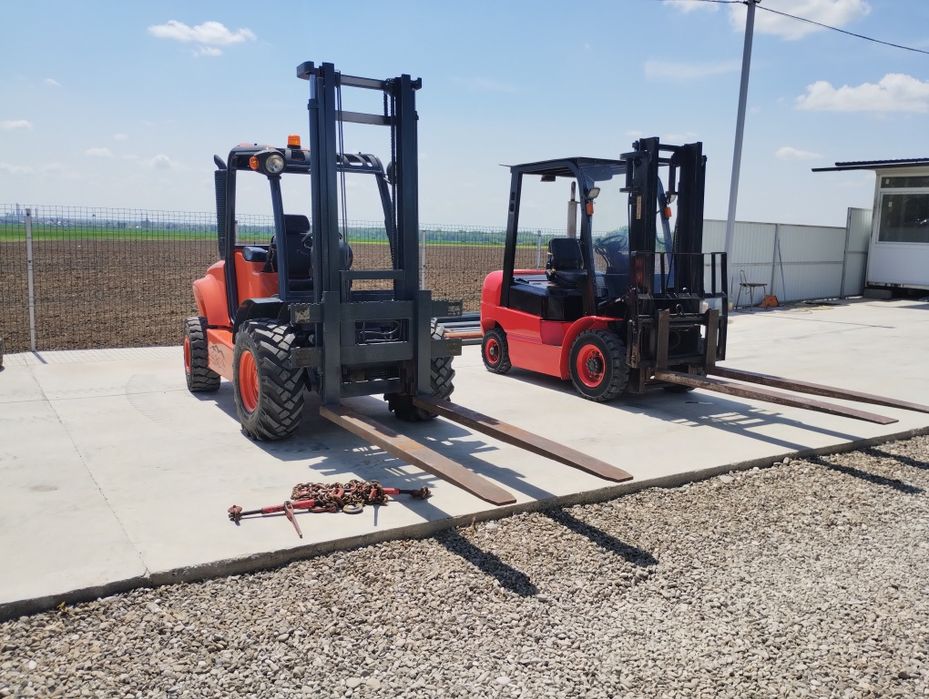 Stivuitor de Inchiriat 2,5 T/3.0T Motostivuitor 4X4 /Prahova