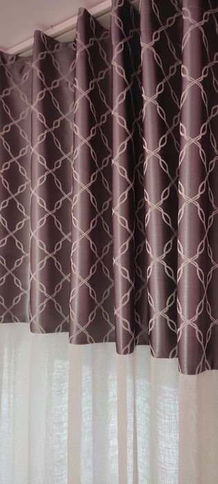 Нежно перде от уникален плат,идеално за скриване на трегер