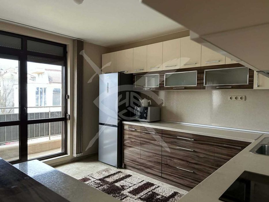 Дава се под наем Тристаен апартамент в София, Витоша - 103 кв.м за 1296.42 € - Снимка #1