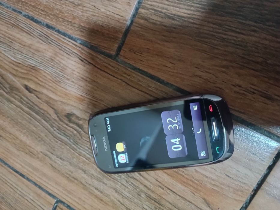 Nokia C7. Registratsa Yo'q