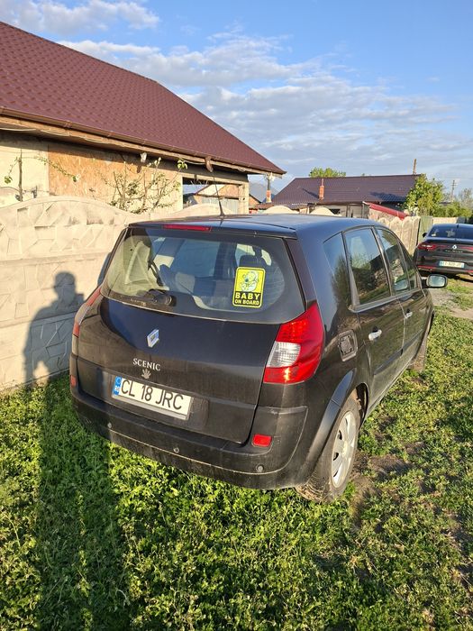 Vând Renault Scenic 2008 1.5 dci + Jante Aliaj 17