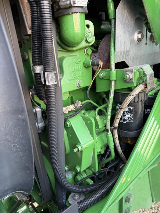 Tractor John Deere 6330 cu incarcator frontal 651 H