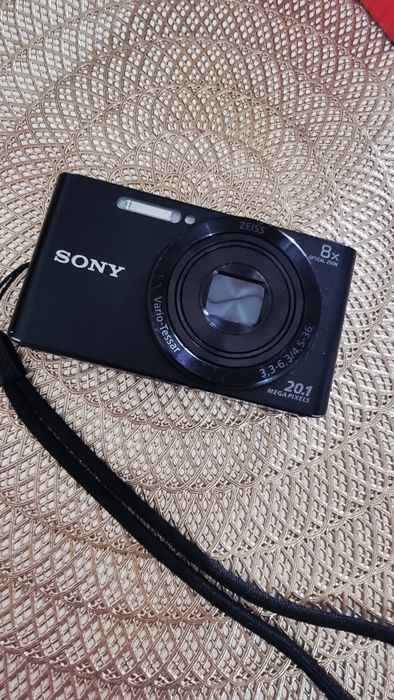 Cameră digitală Sony DSC-W830  ,superb,20,1 mp ,ideal cadouri deos