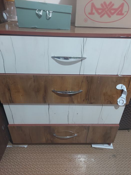 Продам срочно комод