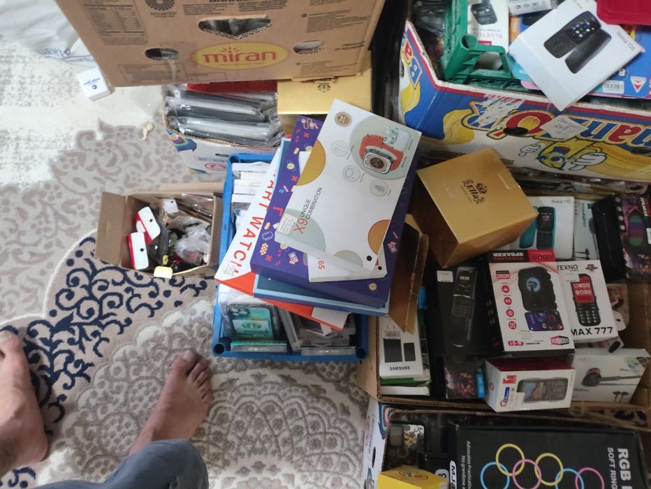 Аксессуары и чехлы для телефонов