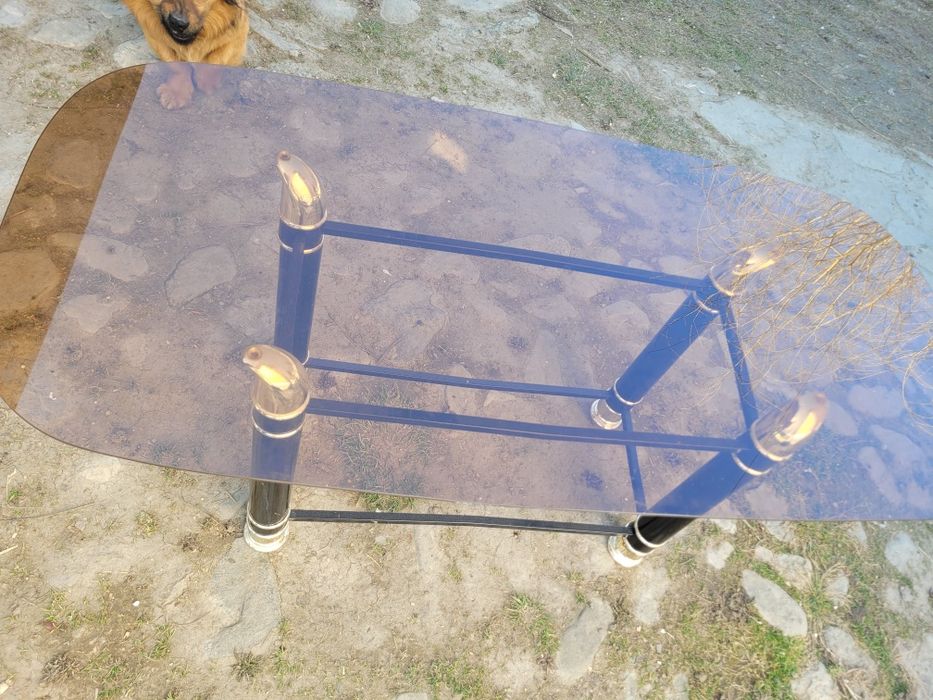 Masa sufragerie din sticla