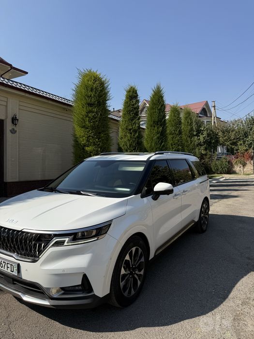 KIA Carnival 2023