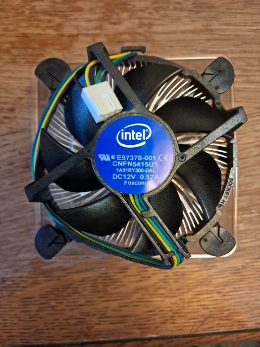 Intel Core 2 Duo E6850 3Ghz 4mb FSB 1333 + Cooler Nou