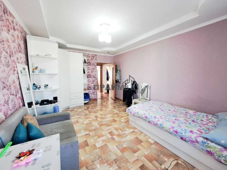 ПРОДАМ 4Х ком. Гарышкер (Артем ПРАЙМ)