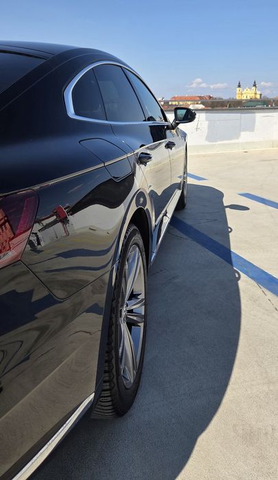 VW Arteon R-Line