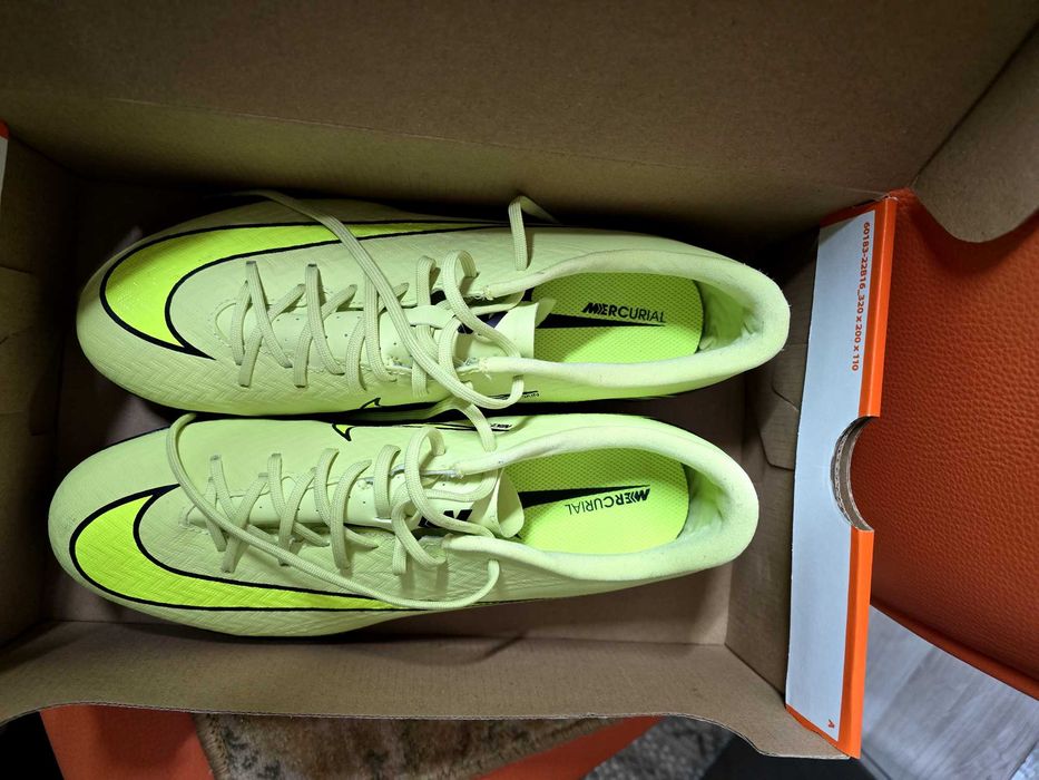Nike Zoom Vapor 16 AC