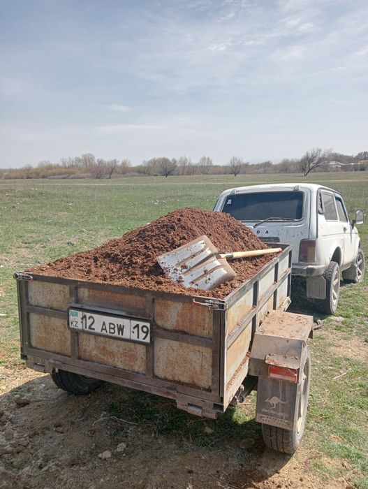 Доставка навоз, чернозем, биогумус, цены разные.