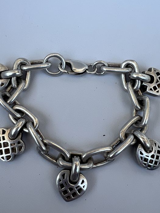 Bratara din argint cu charmuri